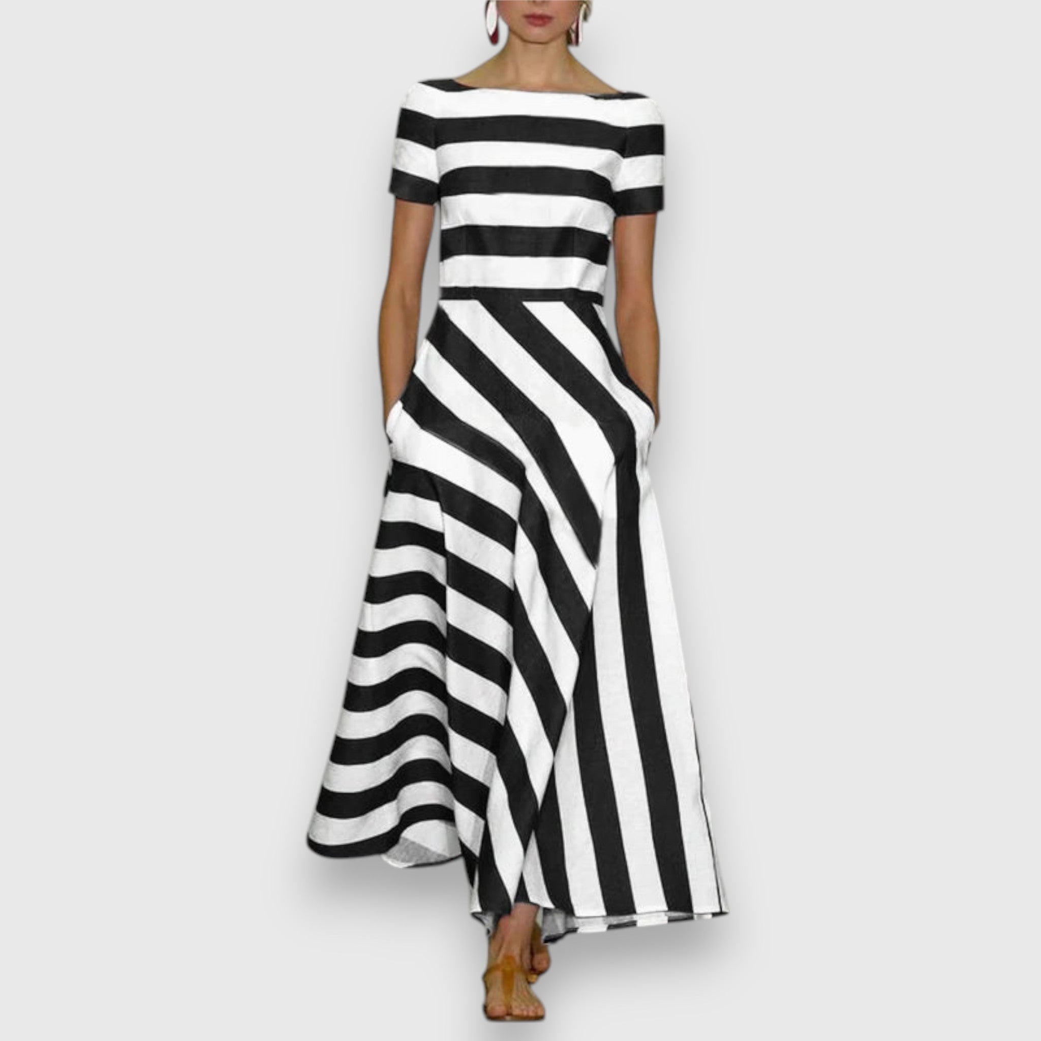 Lorie™ – Robe Rayée Élégante