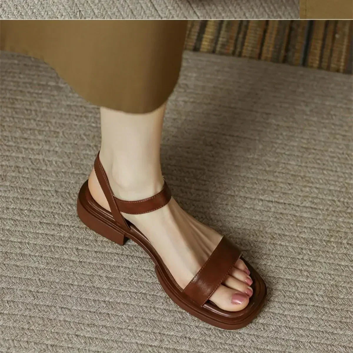 Sandales Plates Avec Semelle Simple Pour Femme | Idéal Pour Saison Estivale