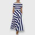 Lorie™ – Robe Rayée Élégante