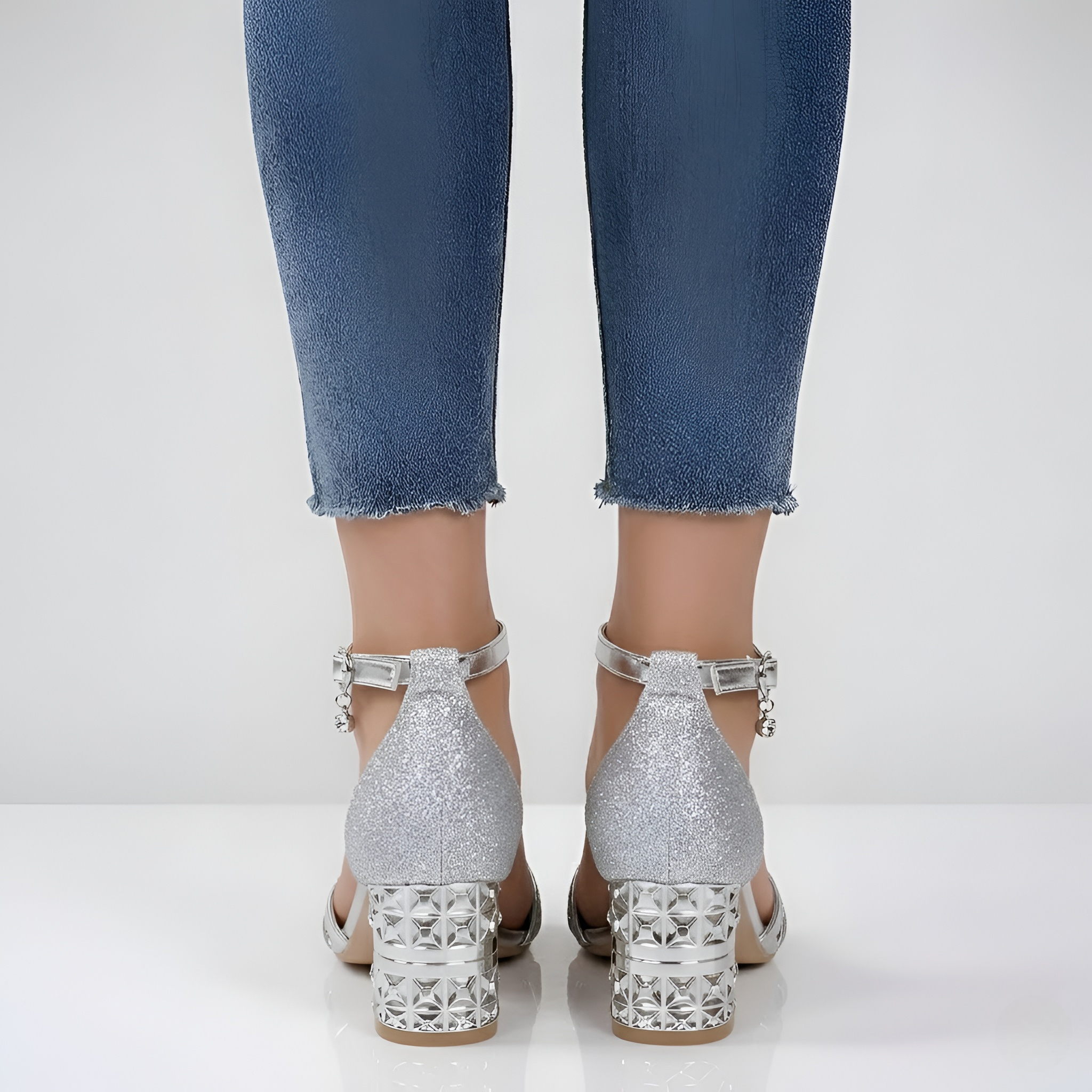 Yasmine - Sandales à talons chic à bout ouvert