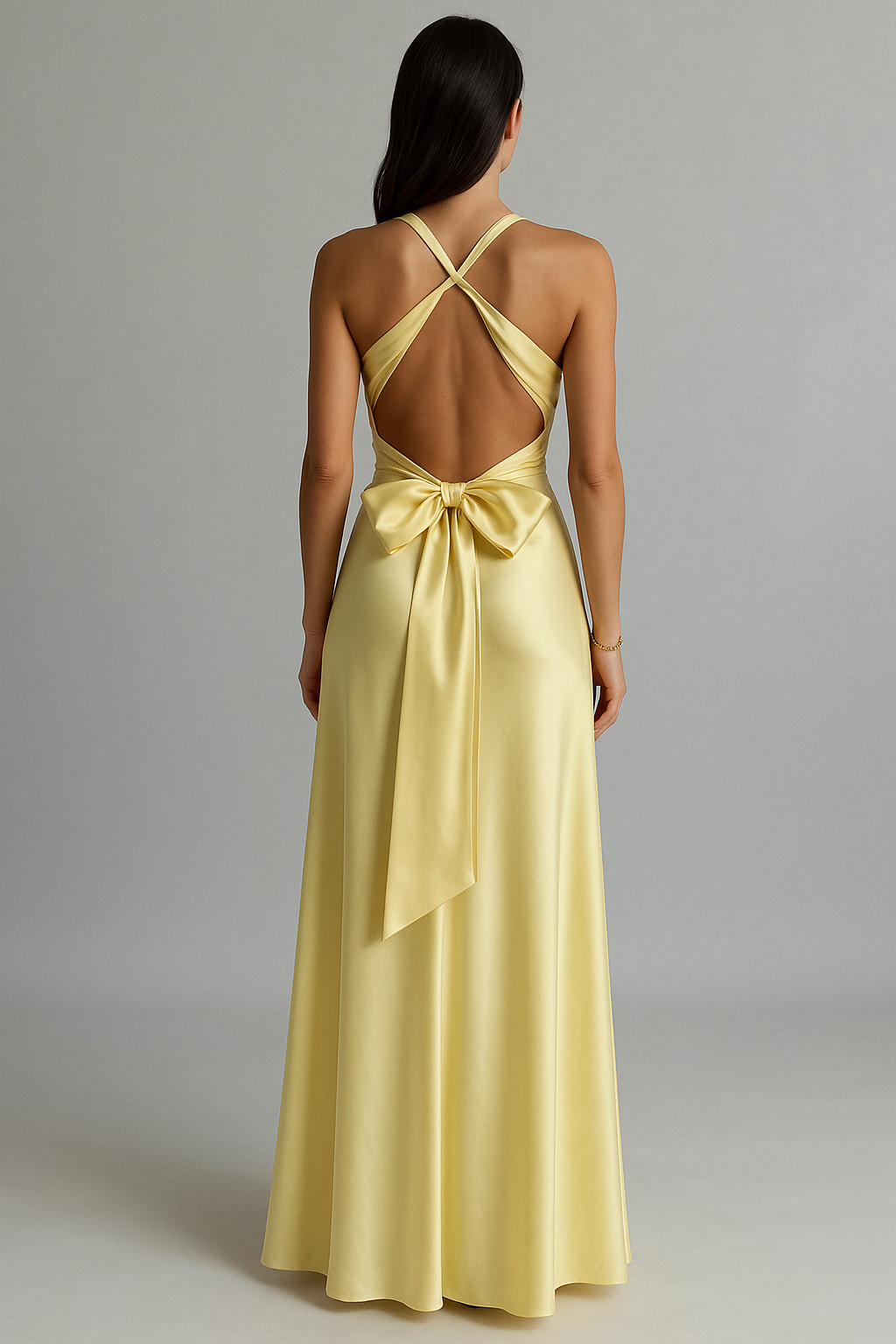 Robe Maxi Prom Satinée à Encolure Halter