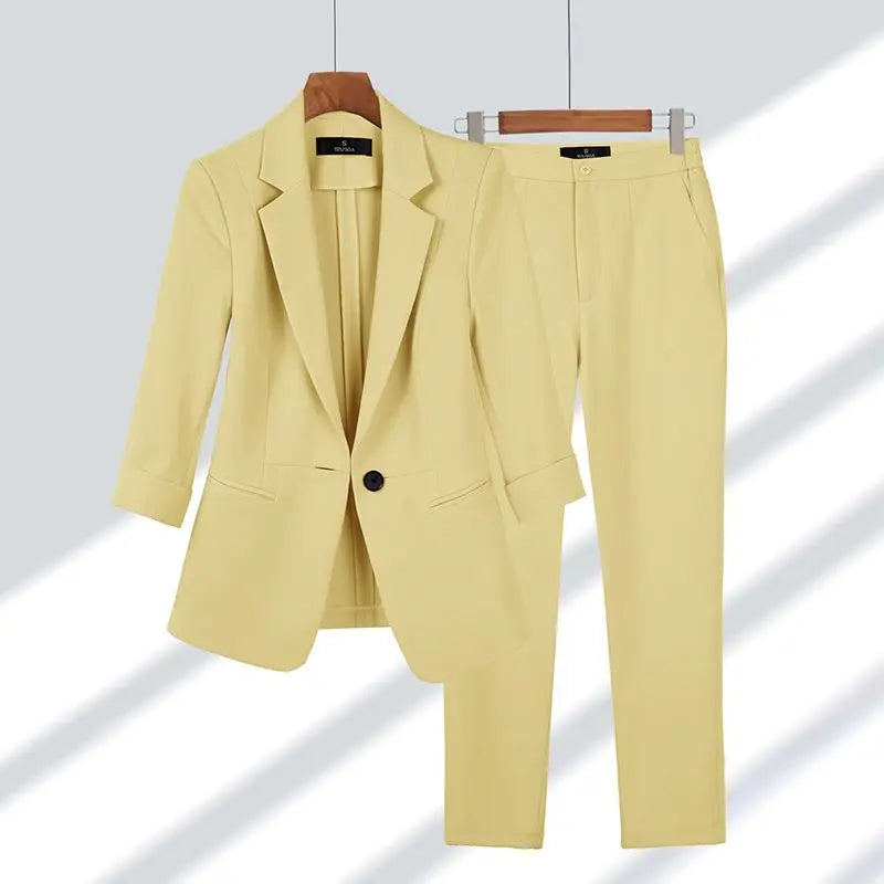 Ensemble Élégant avec Blazer et Pantalons – Votre Clé pour le Style