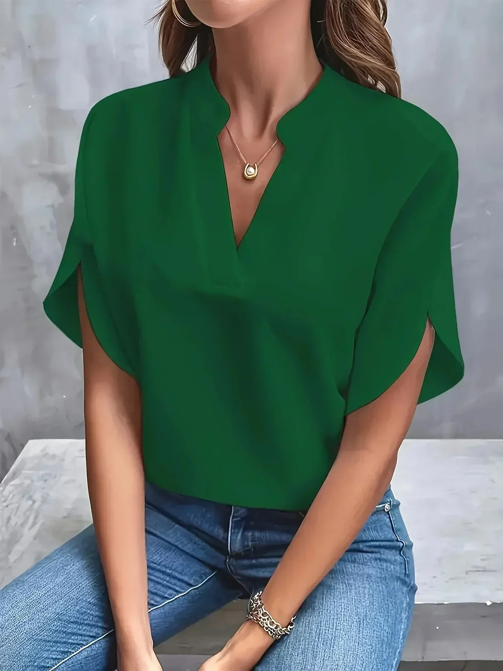 Thalia™ | Blouse sophistiquée au design sur mesure
