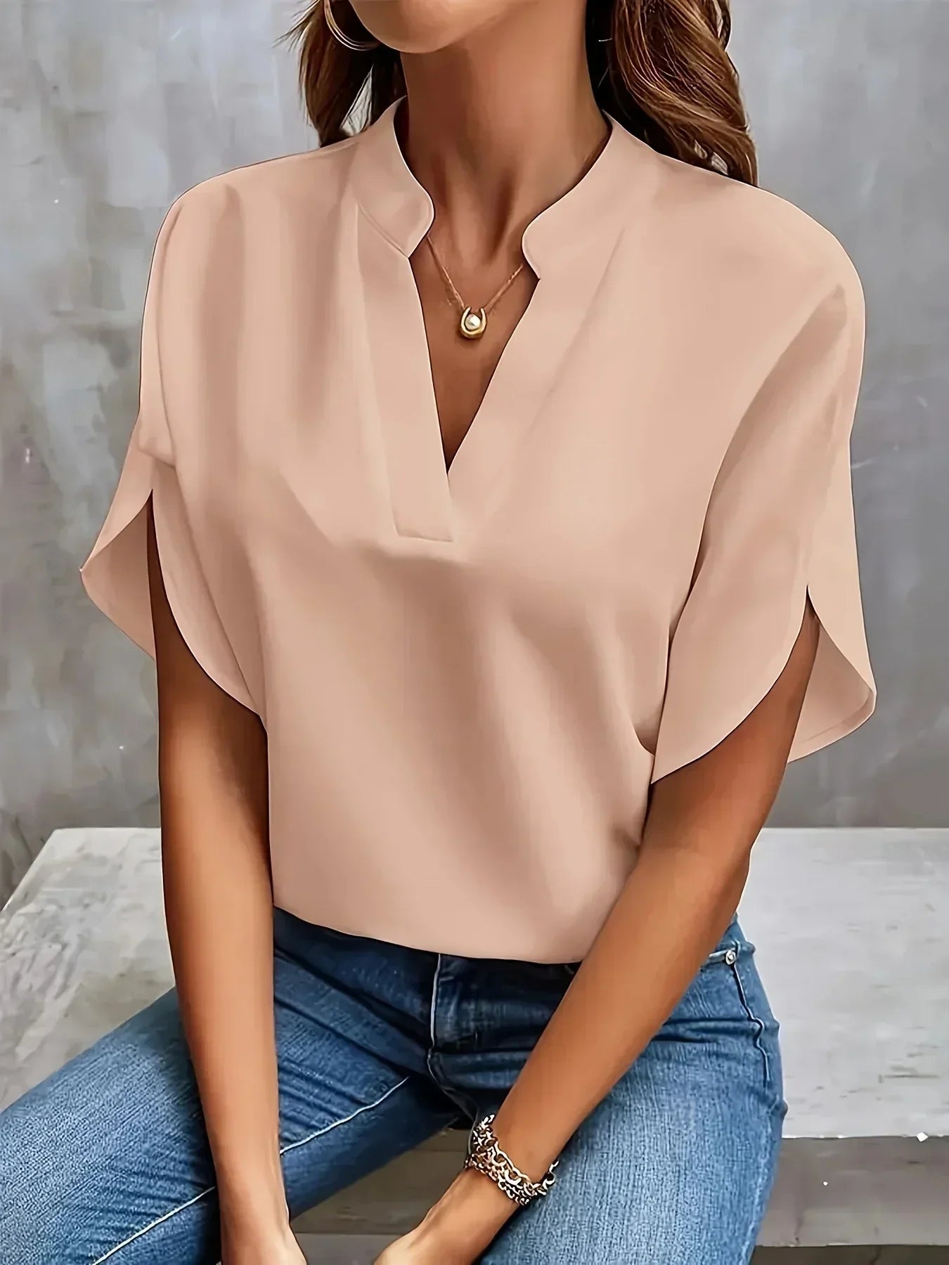 Thalia™ | Blouse sophistiquée au design sur mesure