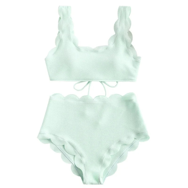 Bikini léger et charmant