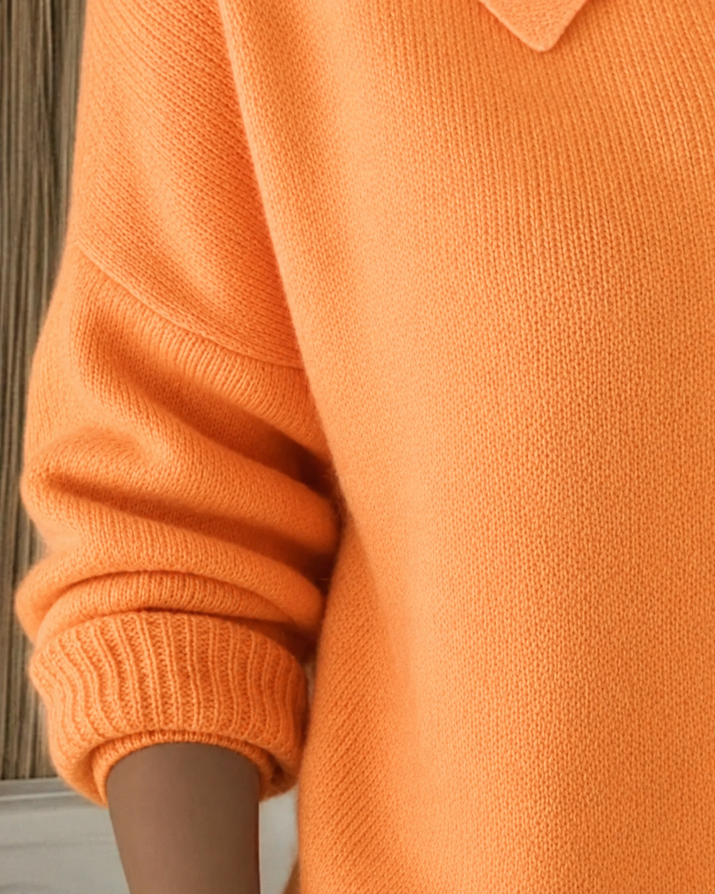 Karin | Veste tricot classique et intemporelle avec col à boutons