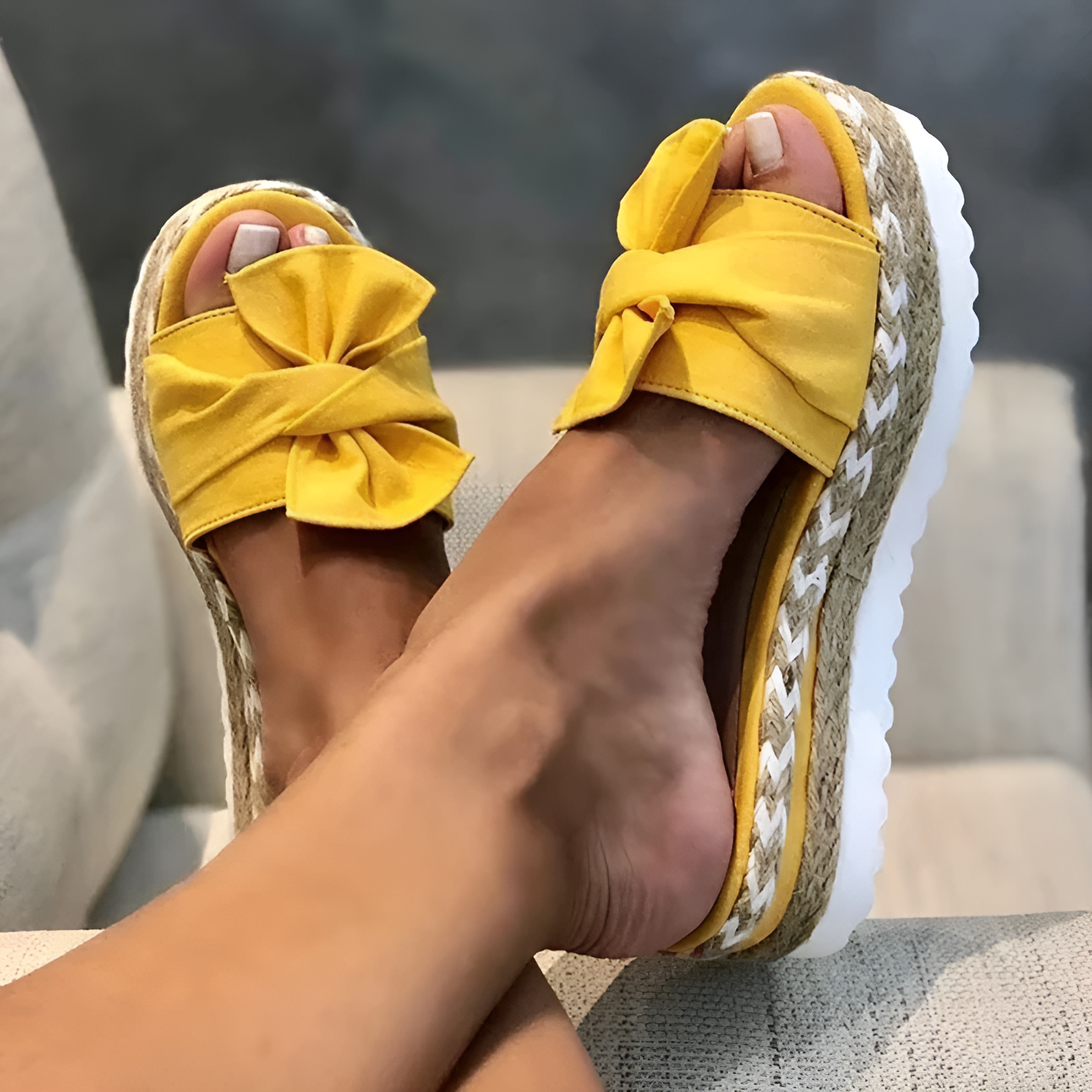 Sandales À Plateforme Ouvertes Avec Bride Large Croisée Pour Femmes | Idéal Pour L’été
