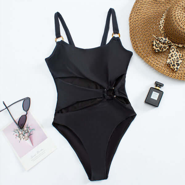 Maillot de bain avec encolure droite et devant ouvert, avec anneaux décoratifs