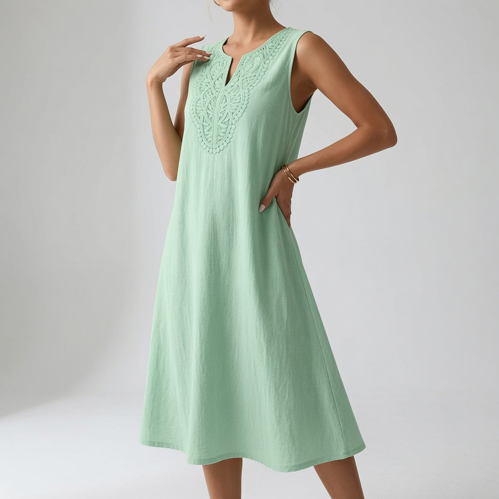 Greteph | Robe midi élégante avec décolleté brodé