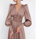 Arya | Robe midi femme avec décolleté en V et boutons