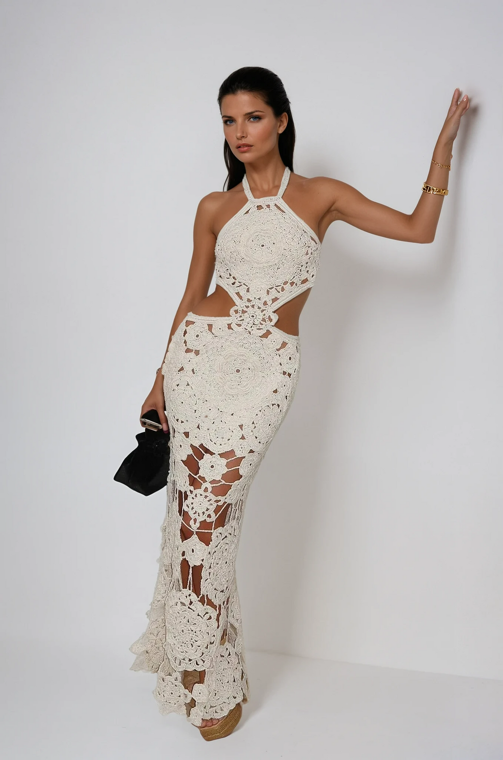 Robe Maxi d'Été en Crochet Blanc avec Découpes
