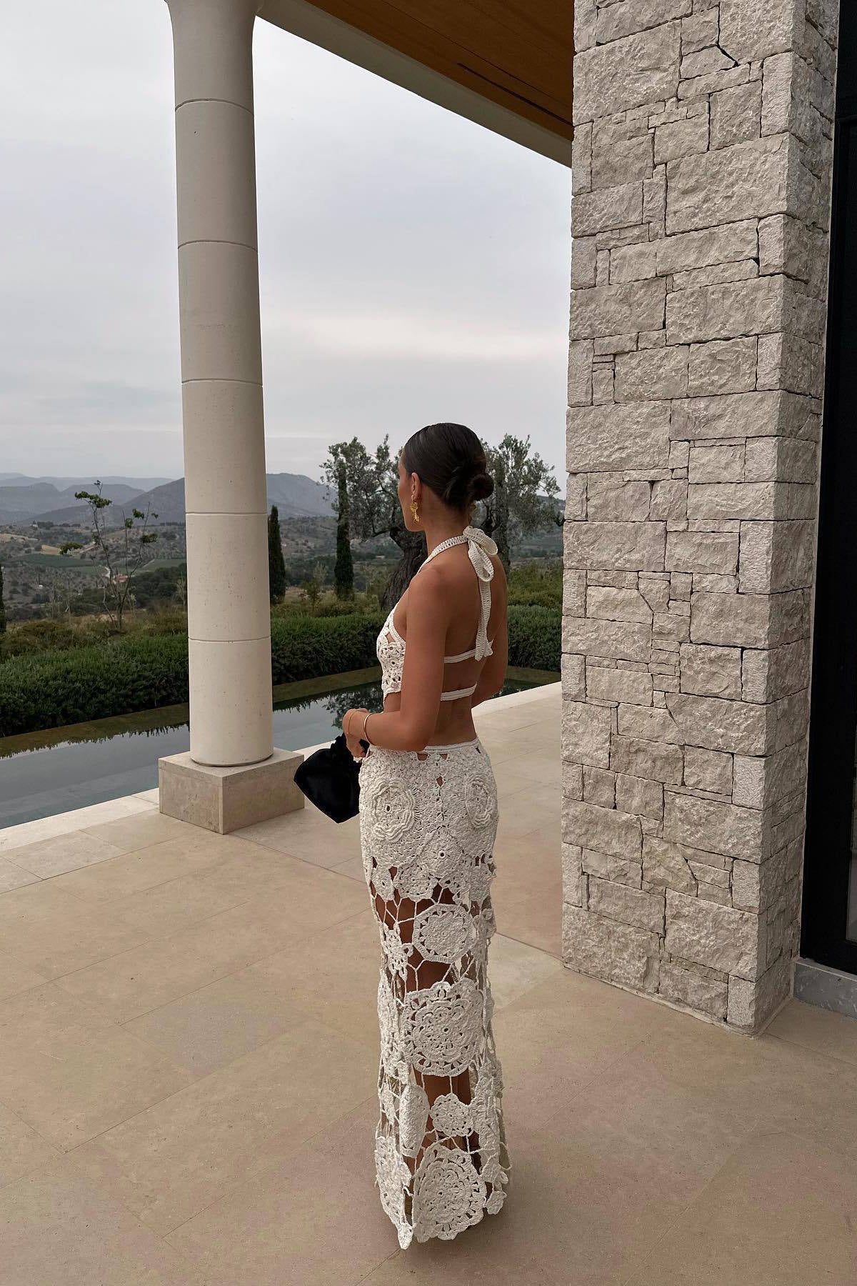 Robe Maxi d'Été en Crochet Blanc avec Découpes