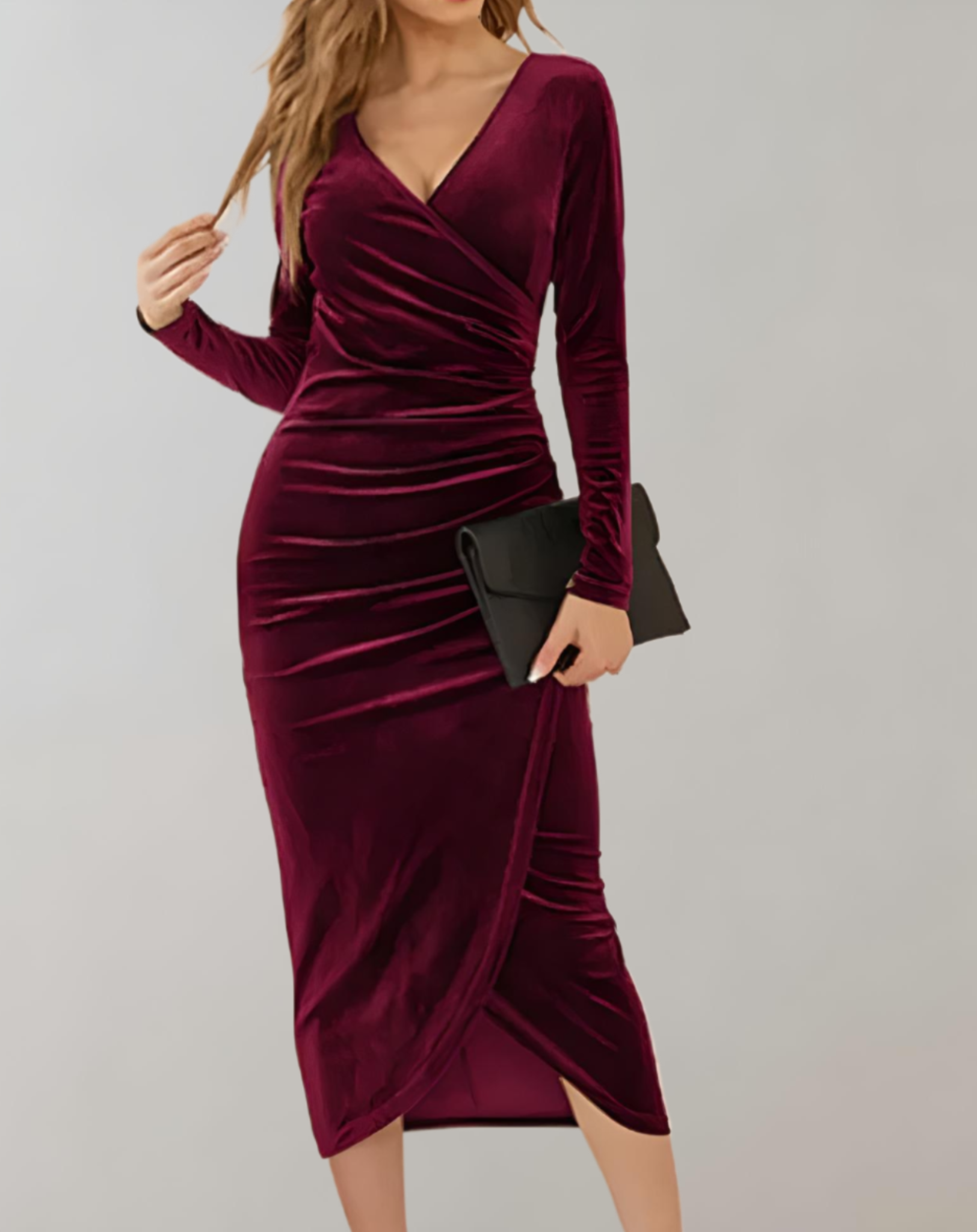 Robe portefeuille en velours avec manches longues et volants pour une soirée cocktail avec décolleté en V