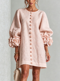 Aijee | Robe courte avec boutons floraux et poignets floraux