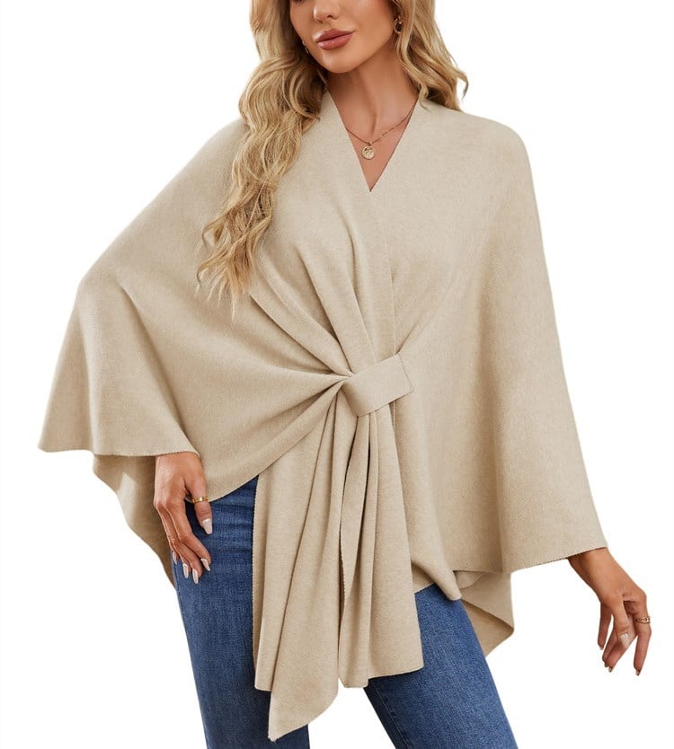 Poncho-châle luxueux et élégant pour un style superposé