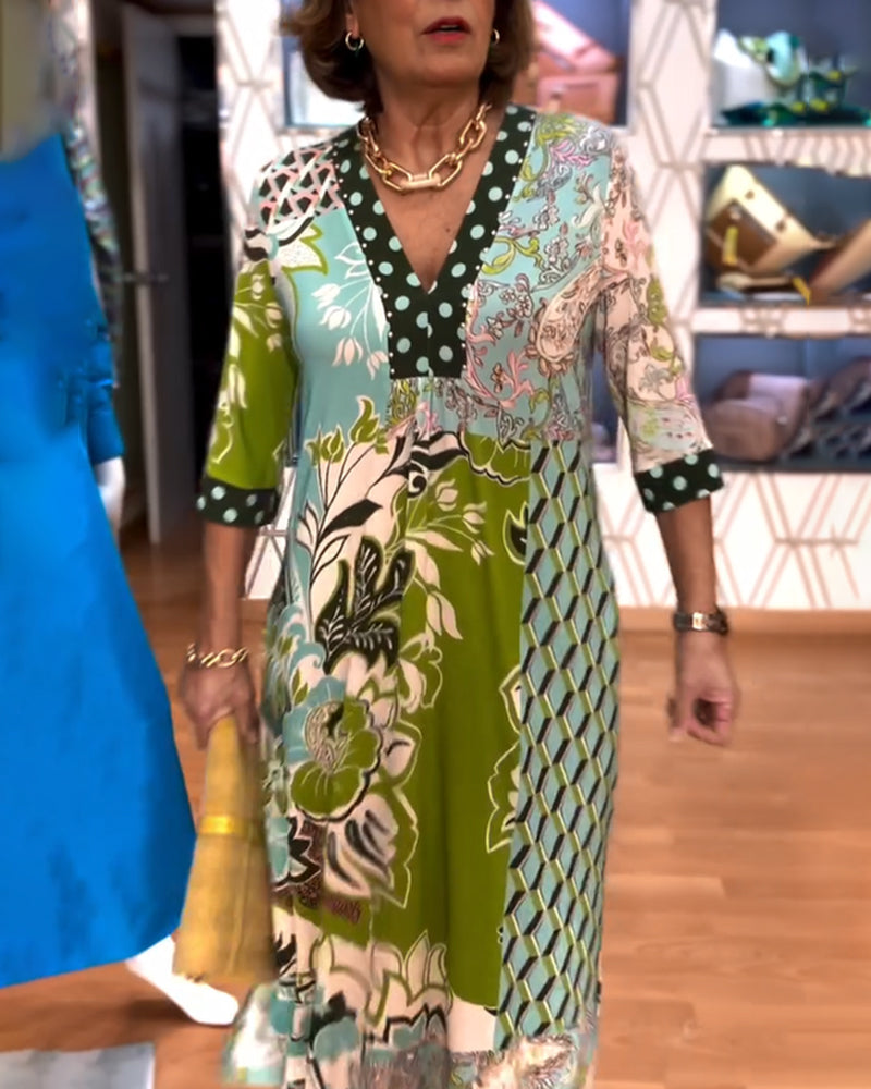 Robe imprimée à fente en V