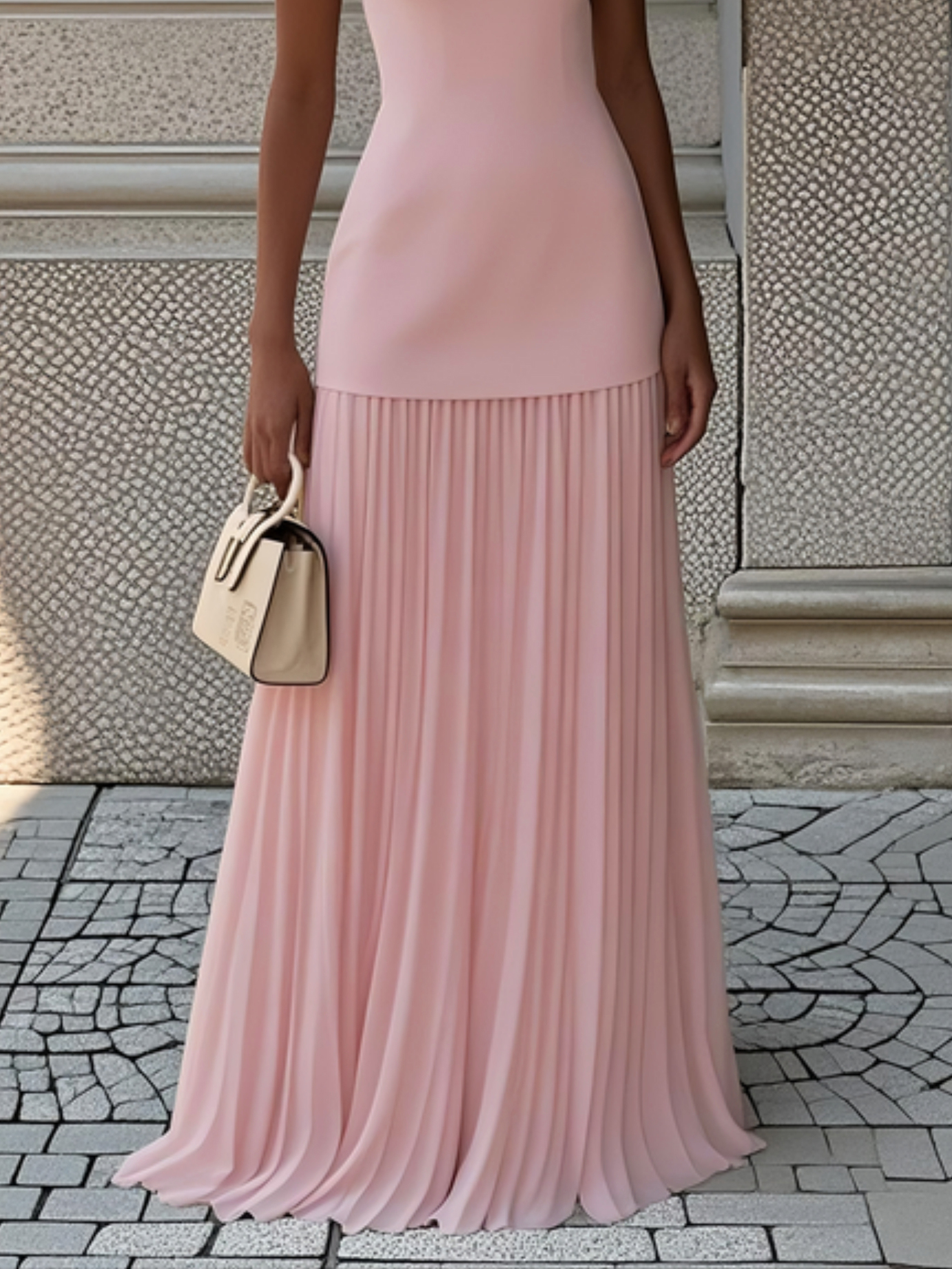 Robe maxi sans manches pour femmes avec jupe plissée