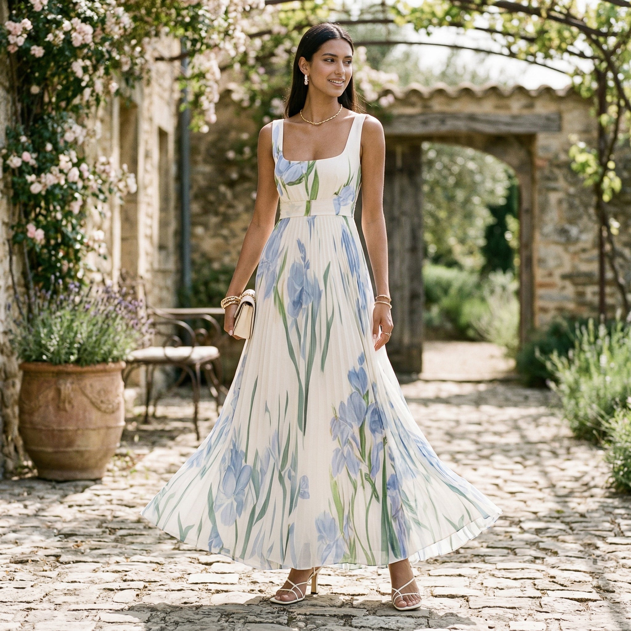 Robe maxi sans manches avec motif floral et plis pour femmes