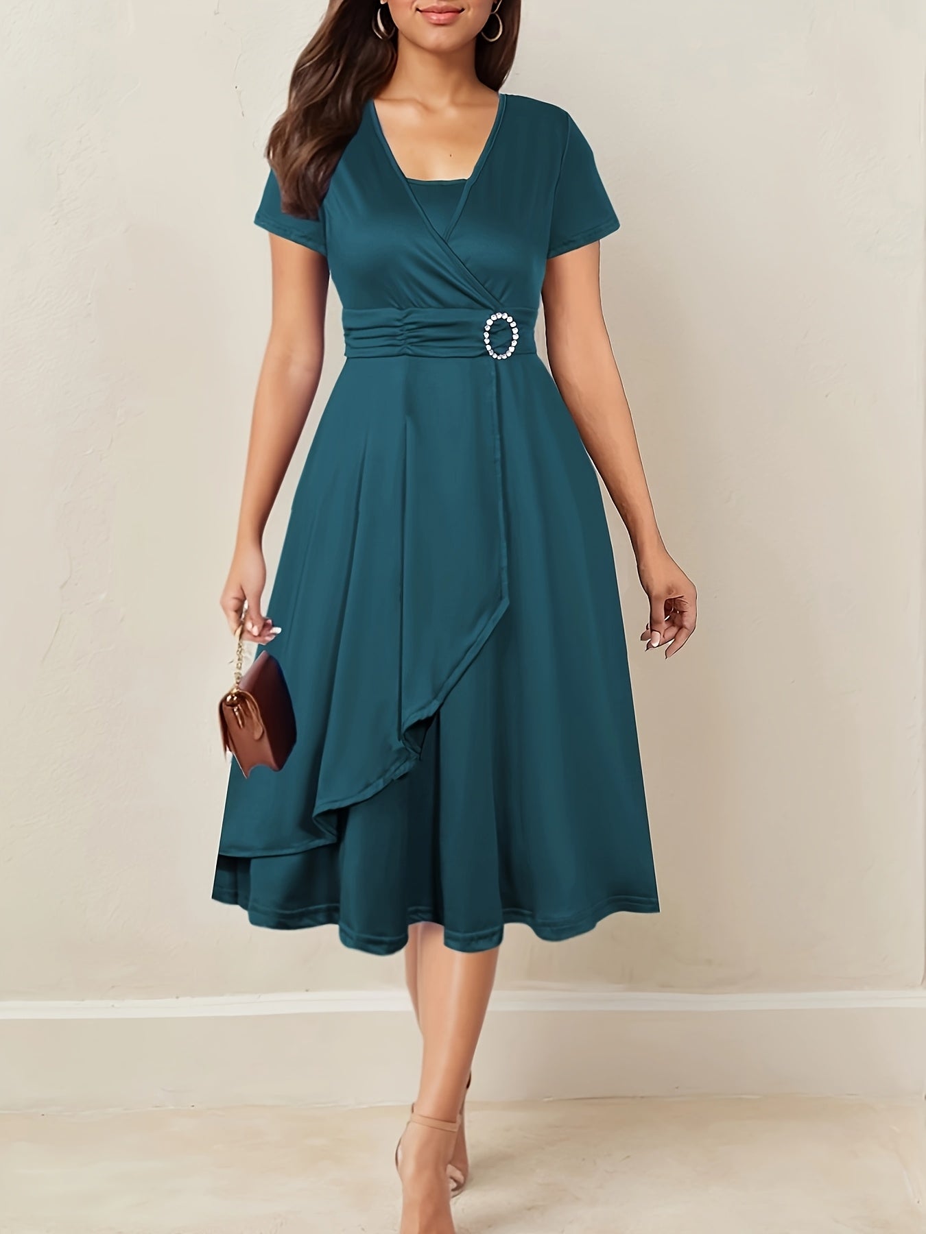 Hilda™ - Robe de soirée élégante avec décolleté en V orné de strass