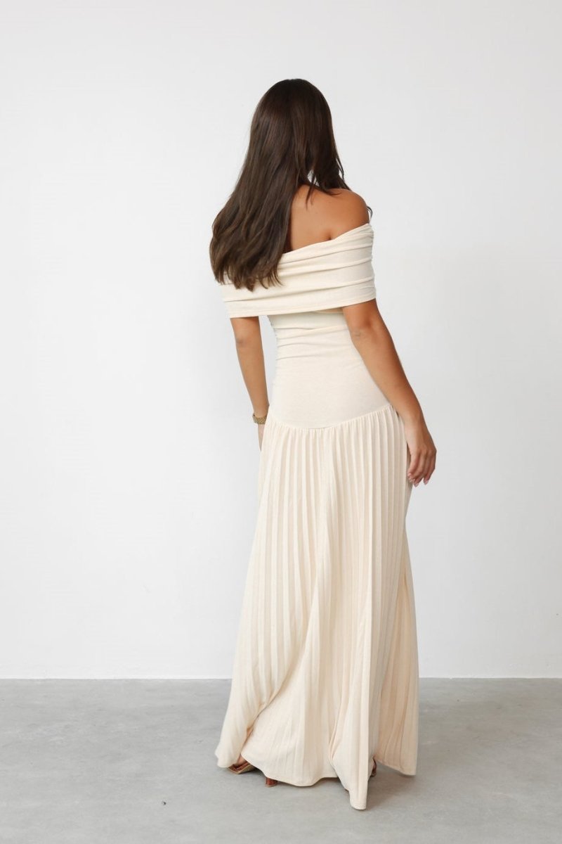 Robe Longue À Épaules Dénudées Avec Jupe Plissée Pour Femme | Idéale Pour Cérémonie Estivale