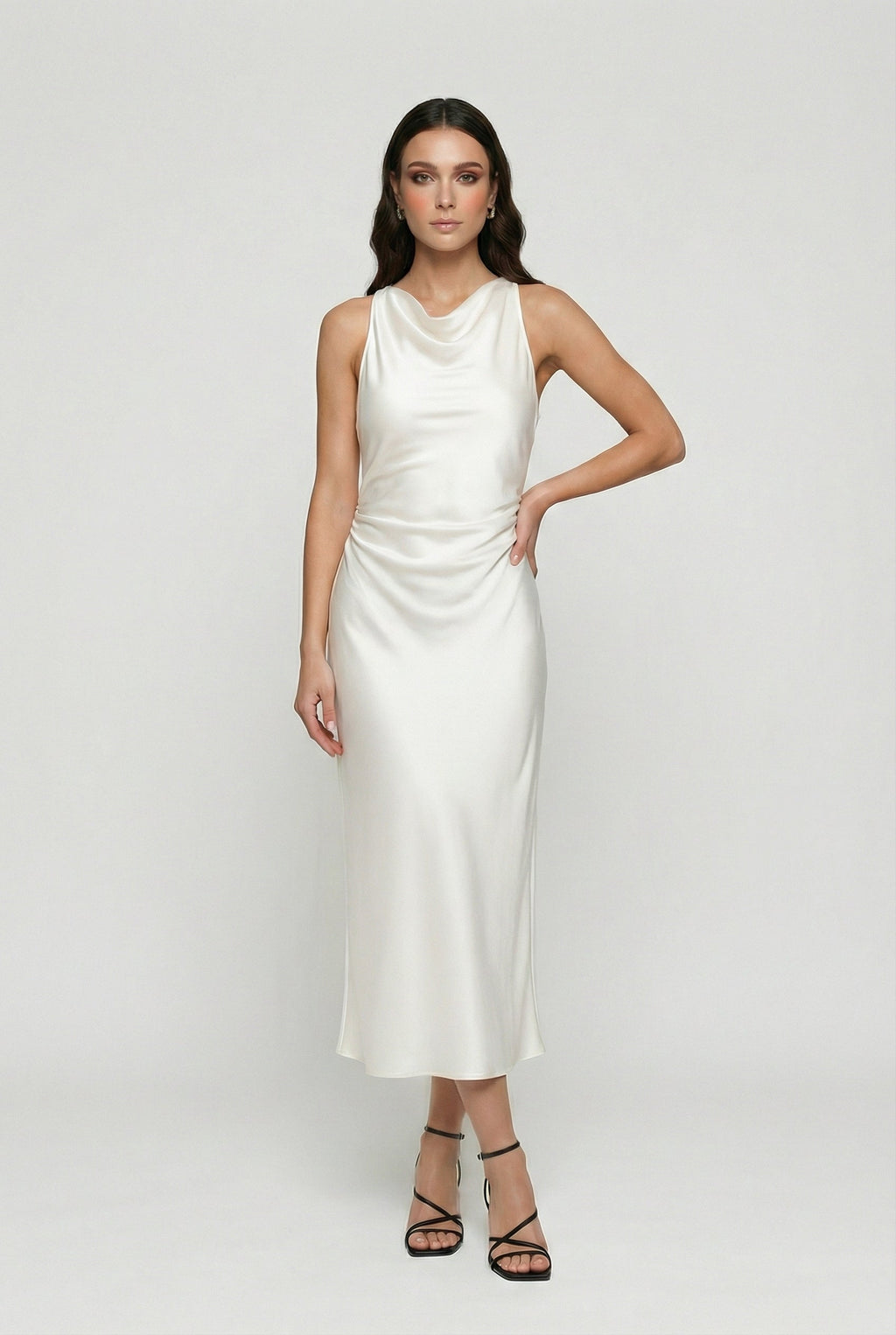 Robe Midi Satin à Col Cowl Découpé
