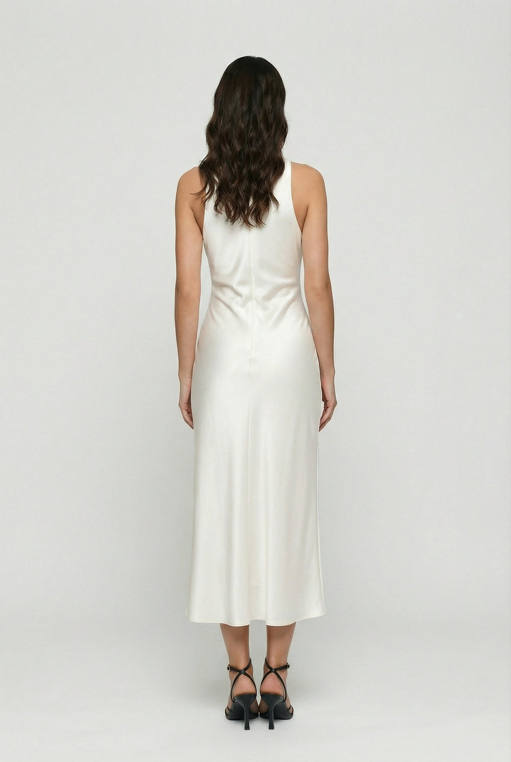 Robe Midi Satin à Col Cowl Découpé