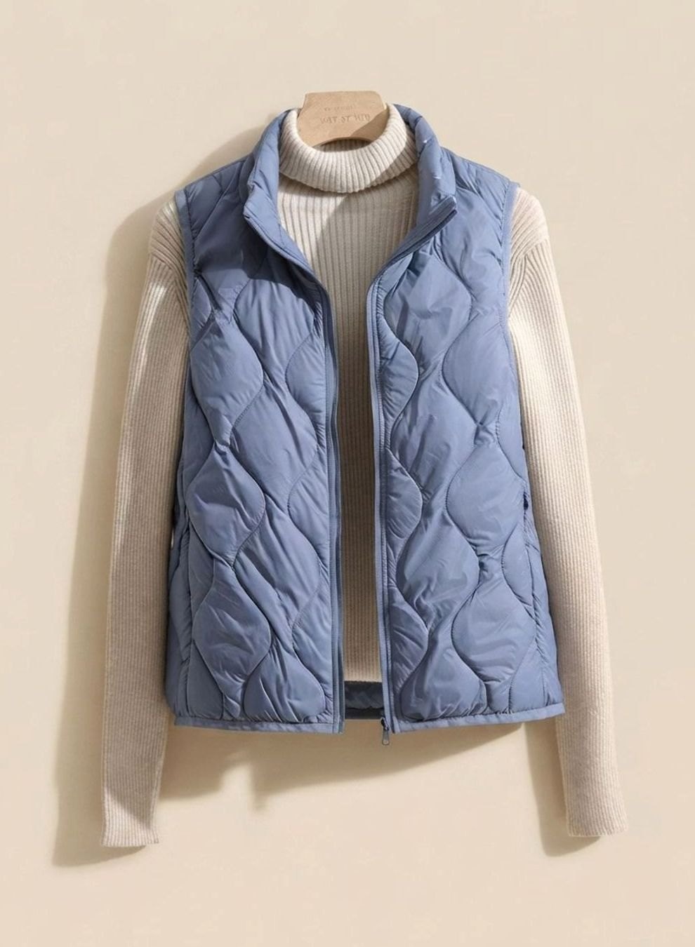 Annika | Gilet sans manches femme Gilet matelassé avec col montant