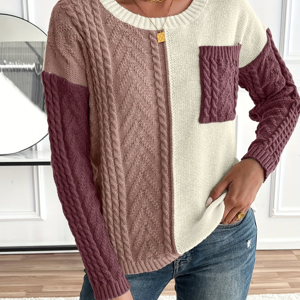 Delia | Pull femme à col rond et poche