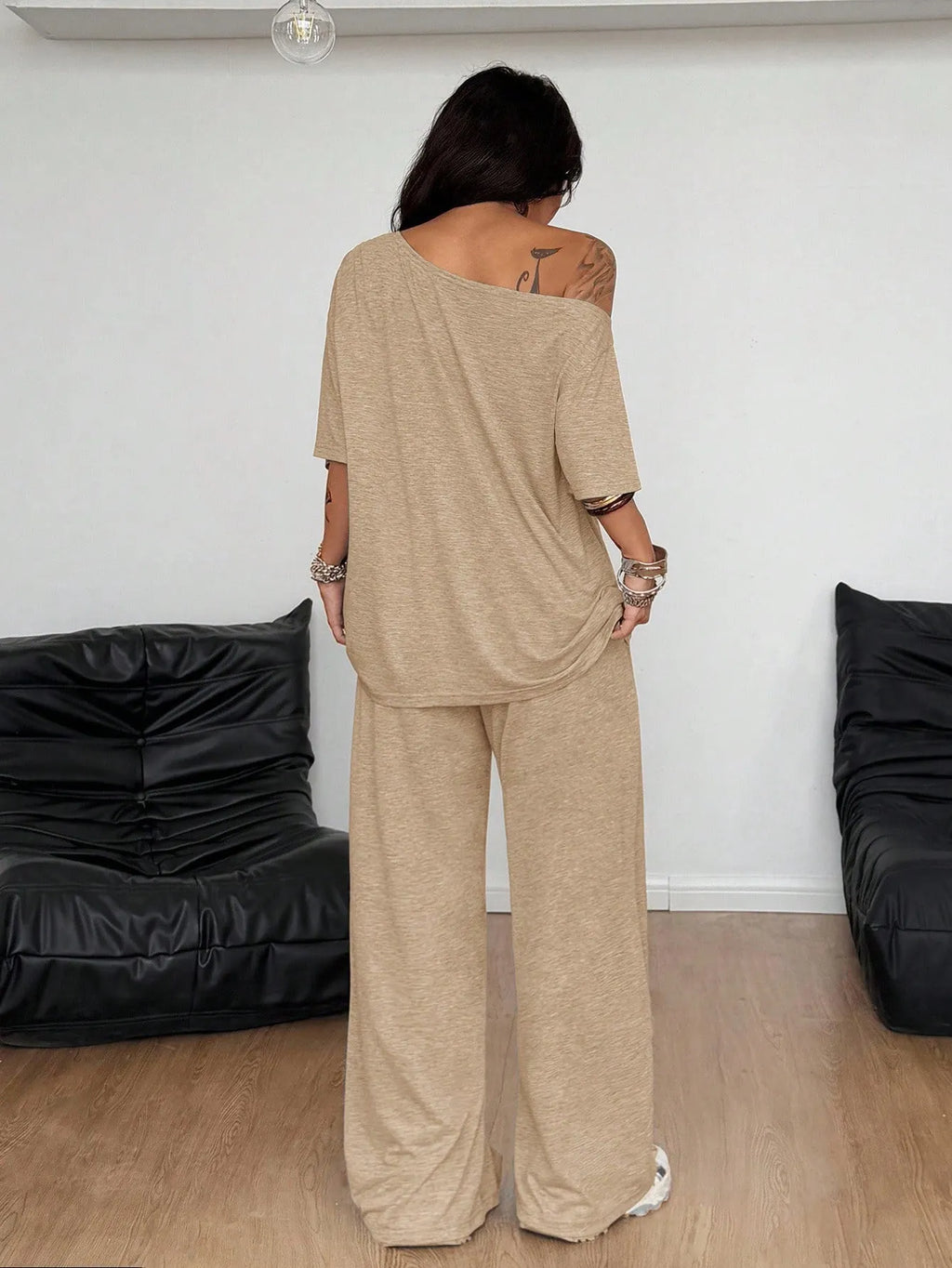 Korinna | Ensemble deux pièces sans épaules avec pantalon large