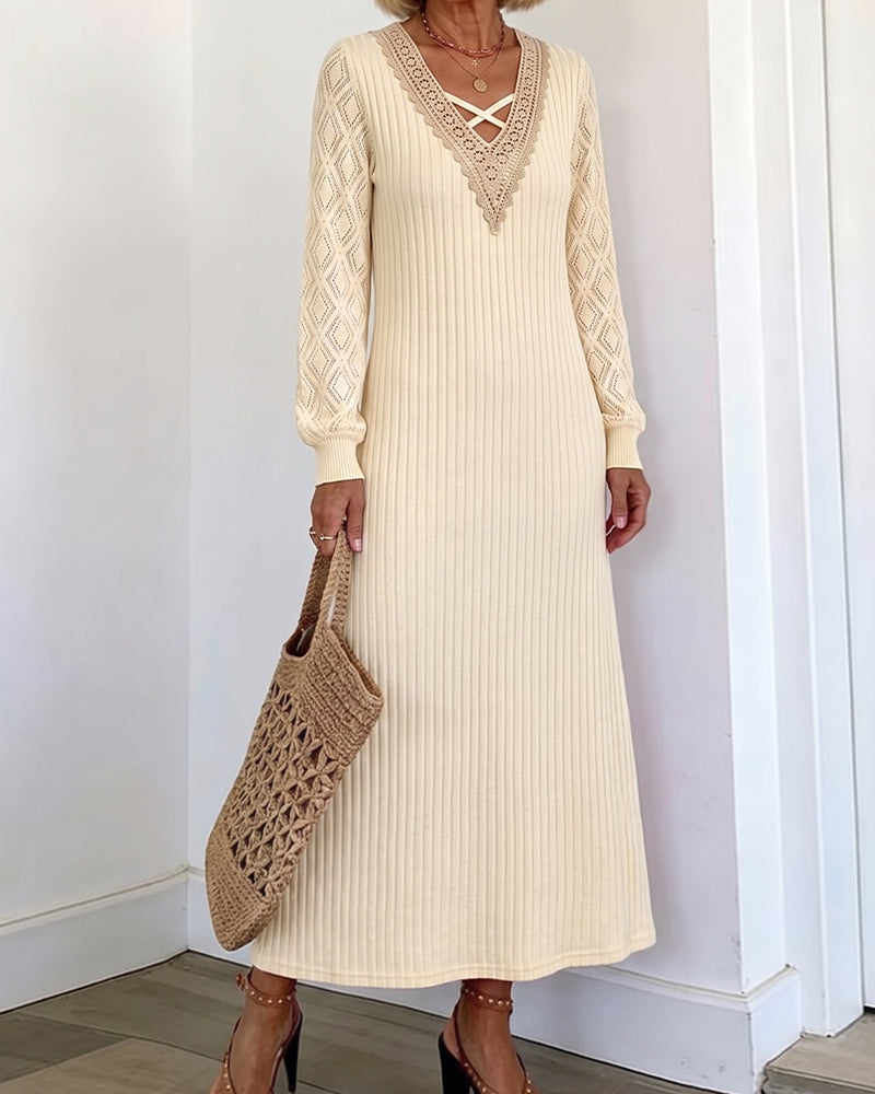 Robe Dentelle Col V Unie