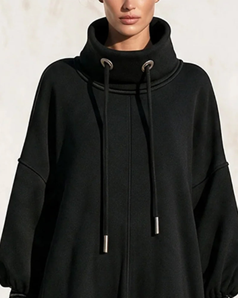 Robe à col roulé avec cordon et rayures