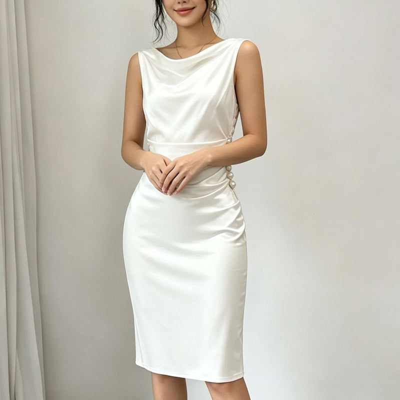 Thylla | Robe de soirée ajustée avec col en cascade