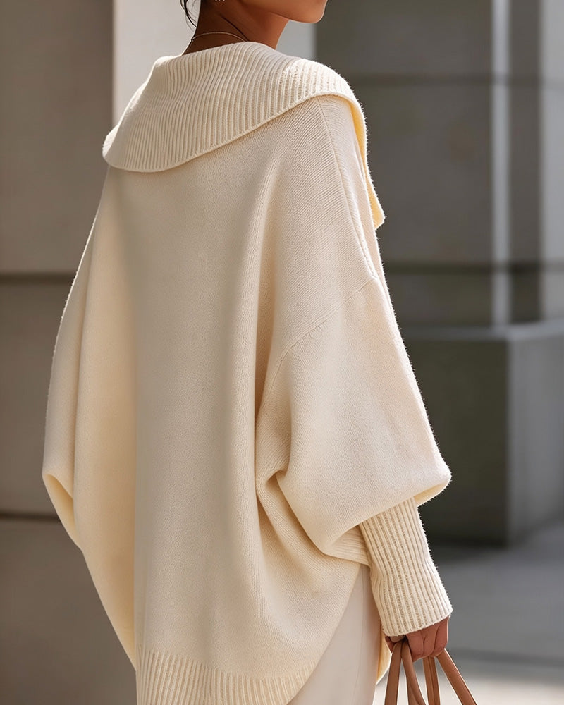 Pull à col irrégulier de couleur unie