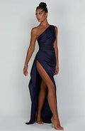 Hannah | Robe de soirée maxi asymétrique à une épaule pour femmes avec fente