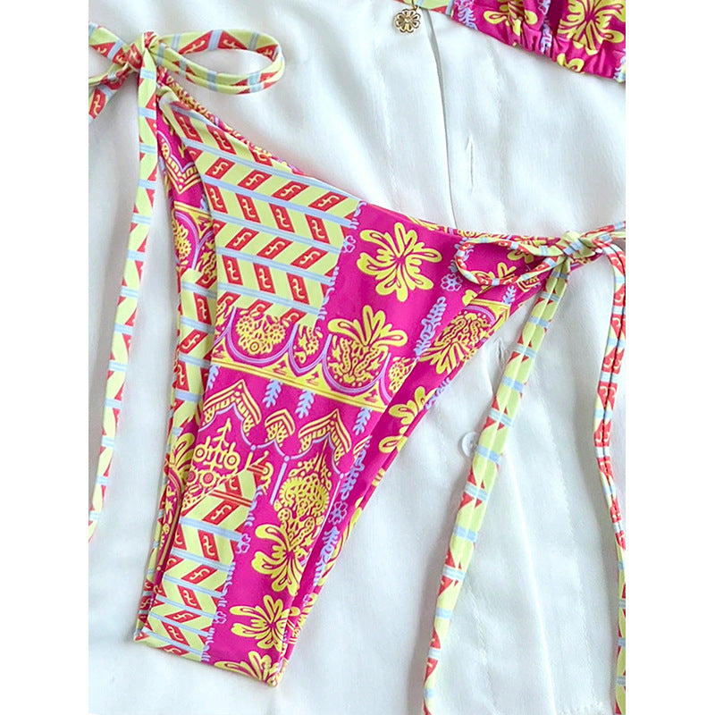 Ensemble de bikini pour femmes avec haut triangle et motif