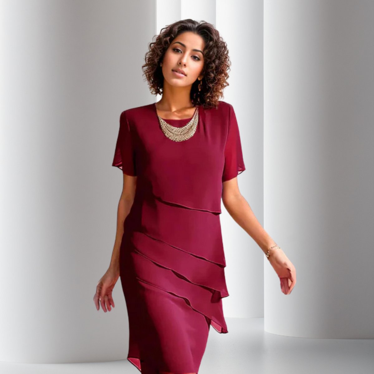 Emilia | Robe de cocktail femme en chiffon superposée à manches courtes