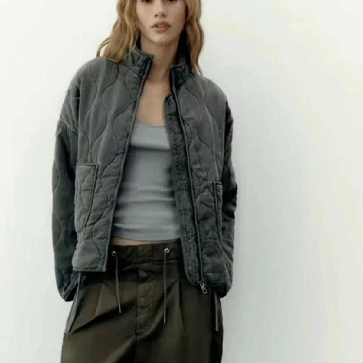 Lena | Veste matelassée cropped pour femmes avec col montant, fermeture éclair et poches