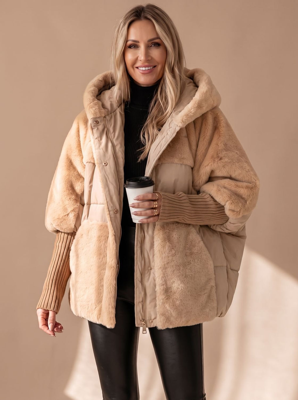 Marlene | Veste d'hiver pour femmes en duvet avec capuche en fausse fourrure