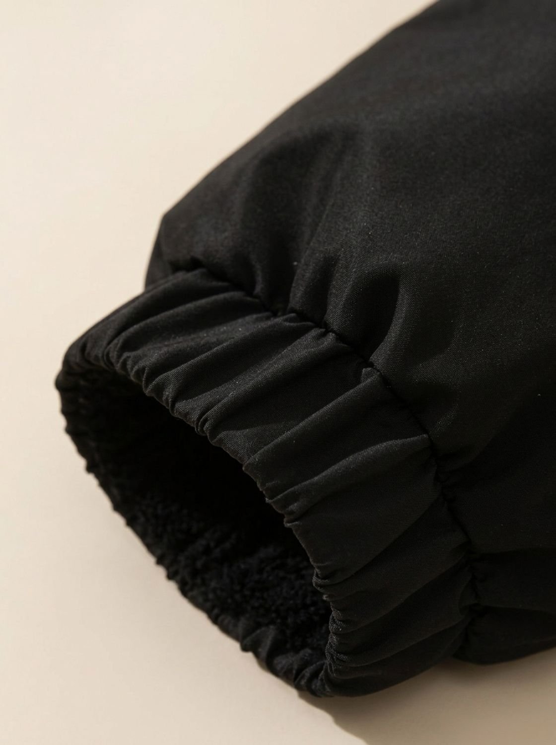 Hannah | Veste d'hiver pour femmes avec capuche et doublure en Sherpa