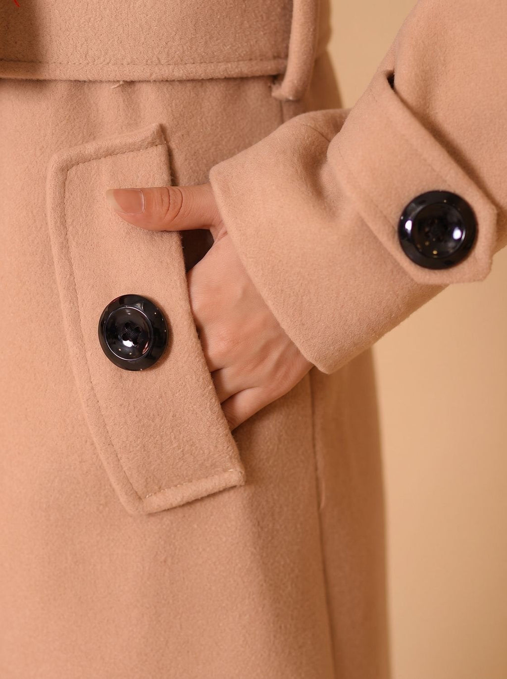 Hannah | Manteau élégant en fausse fourrure pour femmes, double boutonnage, coupe slim