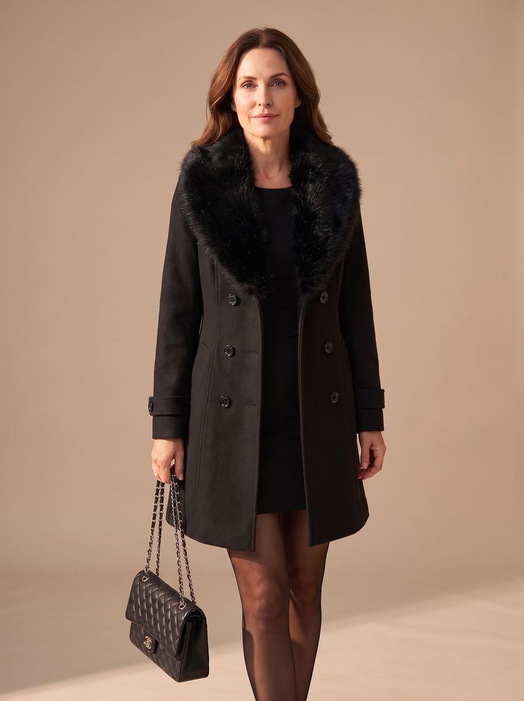 Hannah | Manteau élégant en fausse fourrure pour femmes, double boutonnage, coupe slim
