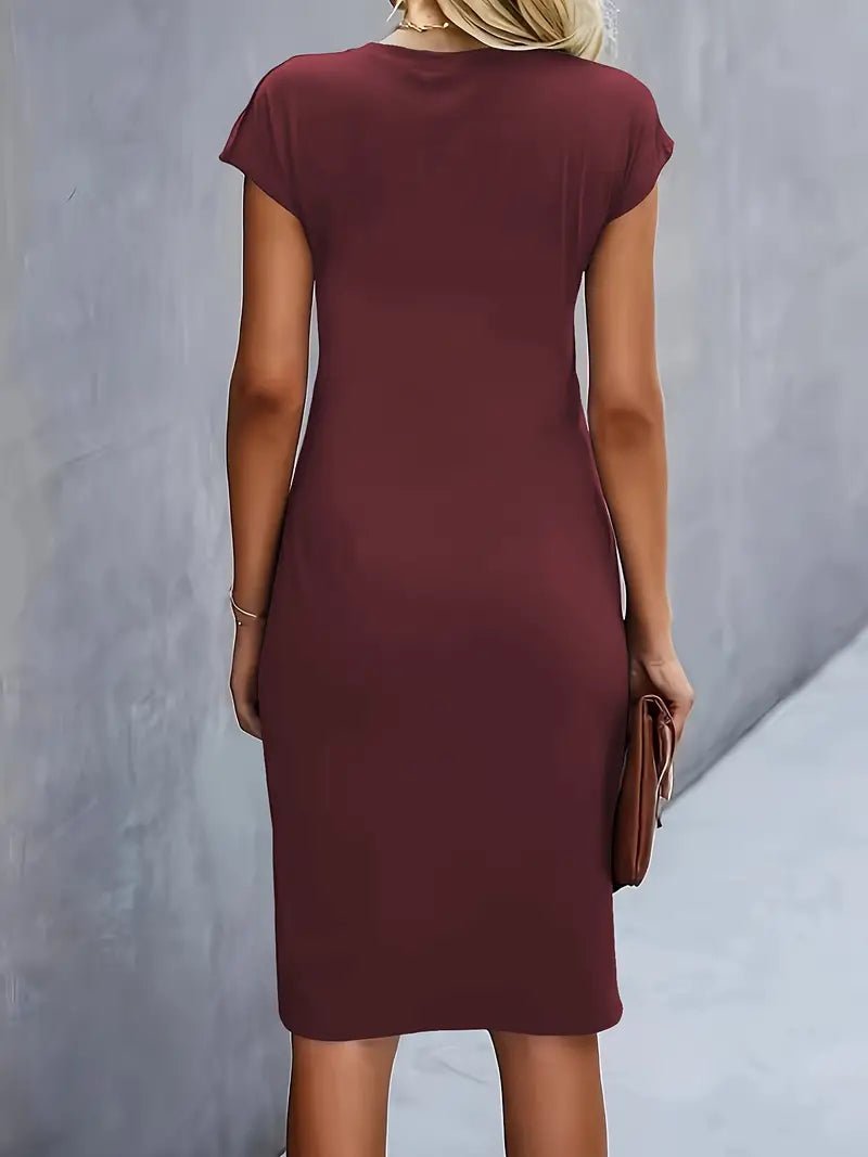 Leonie | Robe midi bodycon à manches courtes froncée pour femmes