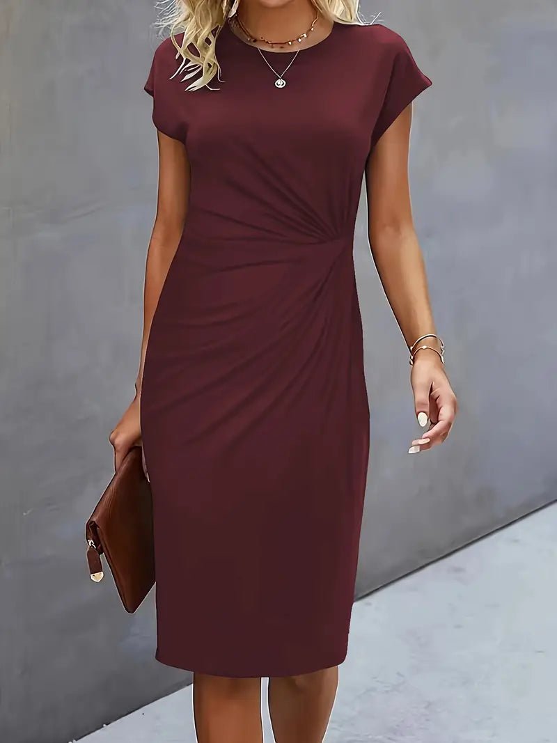 Leonie | Robe midi bodycon à manches courtes froncée pour femmes
