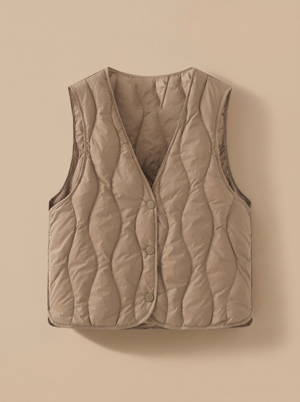 Elfriede | Gilet matelassé pour femmes avec décolleté en V et boutons-pression