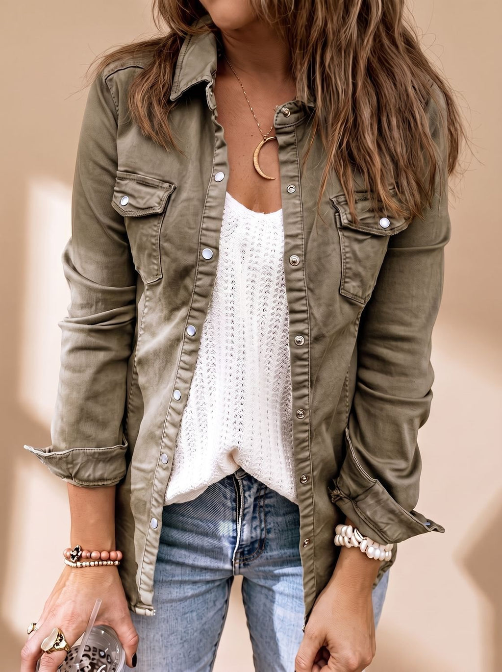 Annika | Veste en jean pour femmes avec boutons, poches poitrine et col chemise