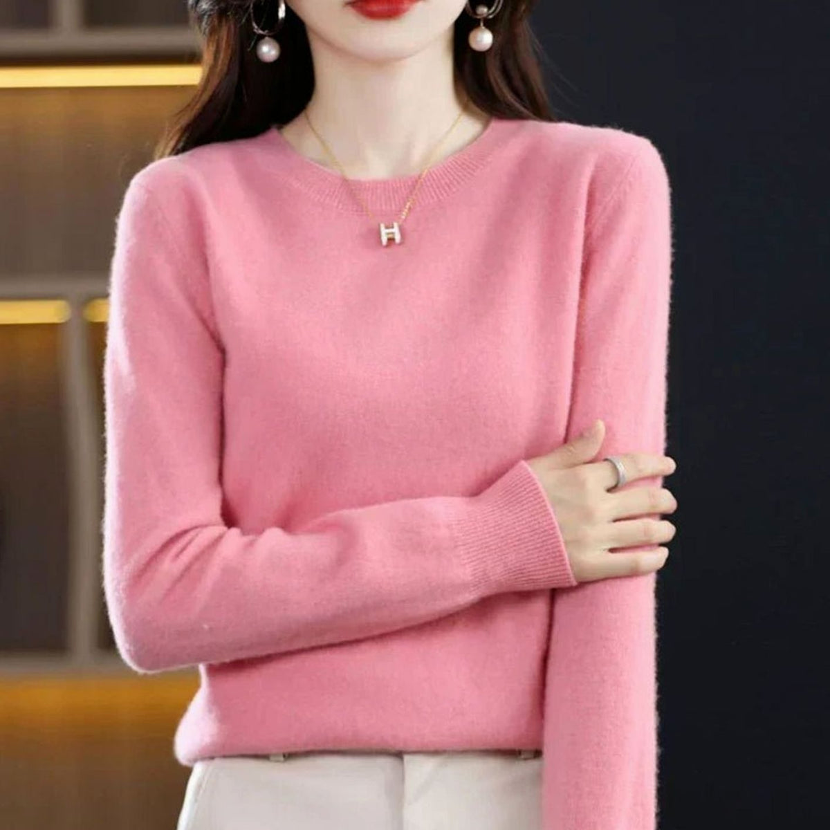 Annika | Pull en maille classique à col rond pour femmes, manches longues, doux comme du cachemire