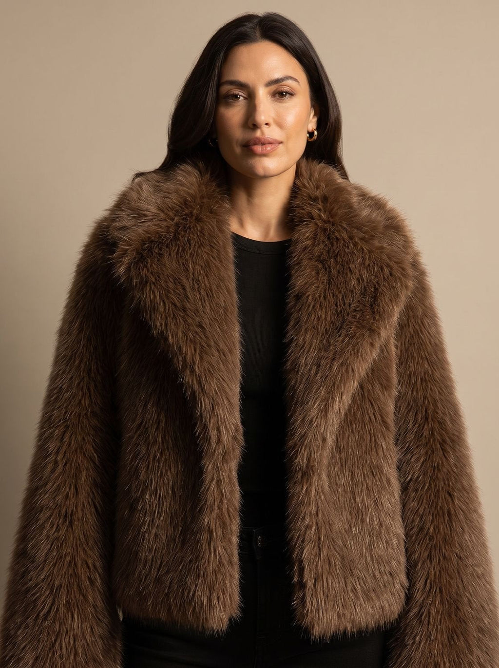 Johanna | Veste courte en fausse fourrure pour femmes avec col oversized