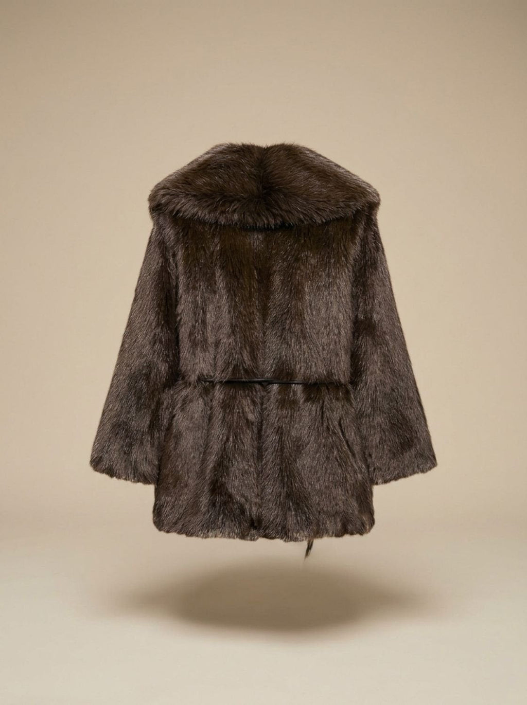 Leonie | Manteau en fausse fourrure pour femmes avec ceinture, longueur midi