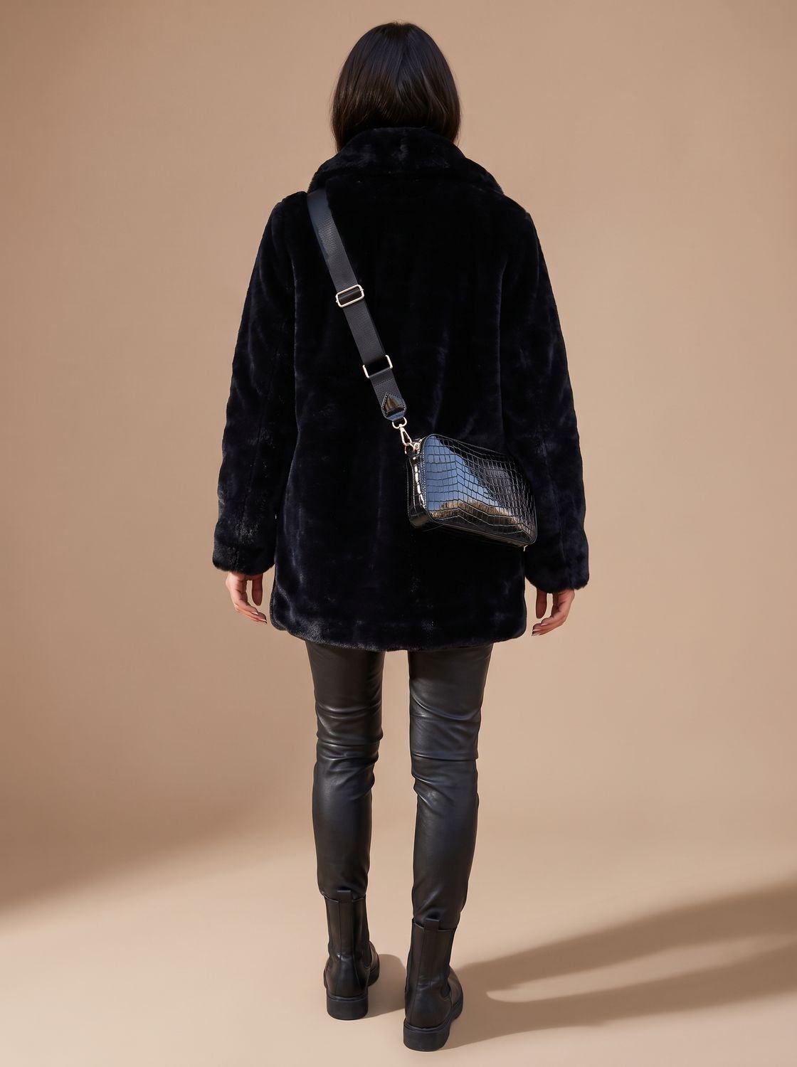 Luisa | Manteau en fausse fourrure pour femmes Veste longue en teddy Ouverture frontale
