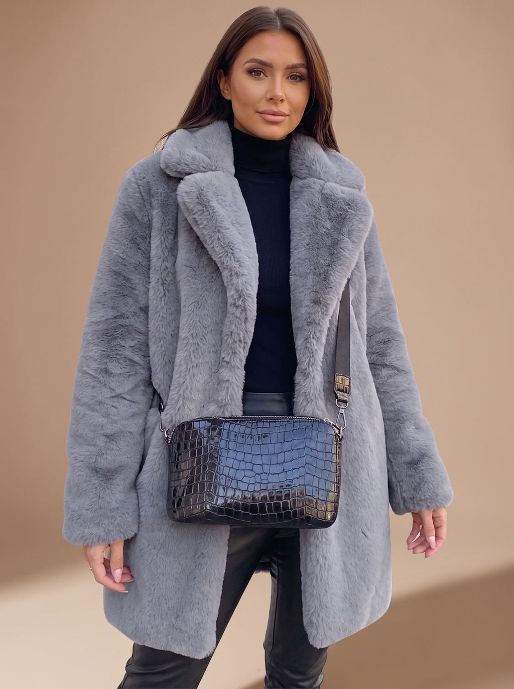 Luisa | Manteau en fausse fourrure pour femmes Veste longue en teddy Ouverture frontale